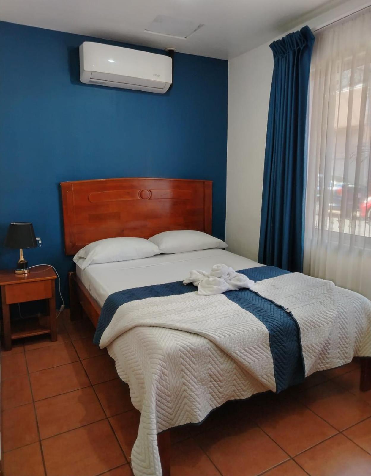 Park View Hotel & Restaurant Alajuela Esterno foto
